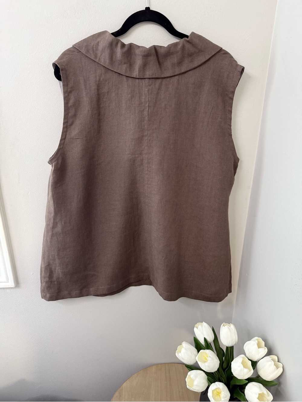 Brown Linen Tie-Neck Sleeveless Tank - Picture 3 of 5